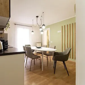 Elegant Flat In The Centre With Two Apartment